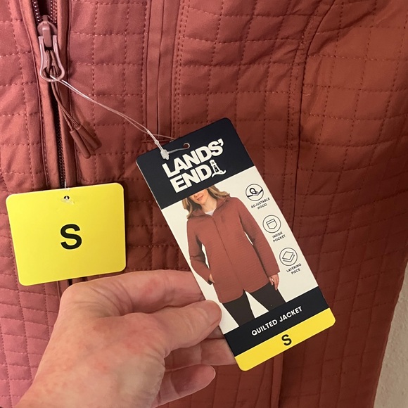 Women’s Lands' End Rust Quilted Hooded Jacket - Picture 7 of 10